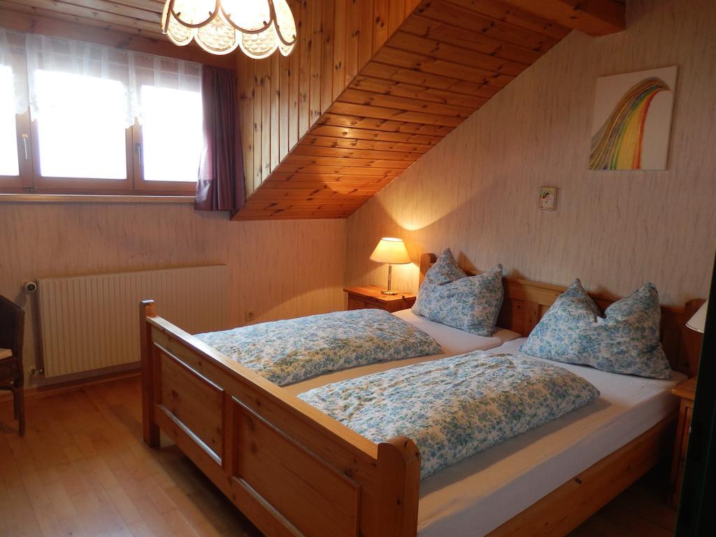 린드 Ferienhaus Maier 아파트 객실 사진